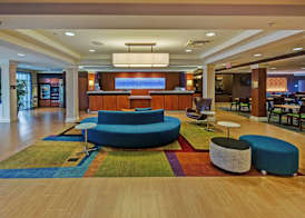 Fairfield Inn and Suites by Marriott Naples 2