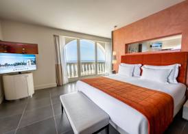 Monte-Carlo Bay Hotel & Resort 5