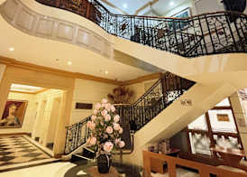 Tiara Oriental Hotel Makati powered by Cocotel 4