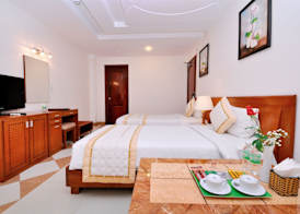 Tan Hoang Long Hotel 4