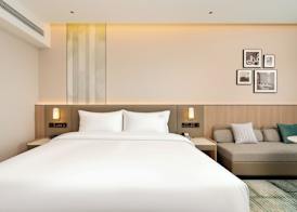 Holiday Inn Qidong Lvsi Port 5
