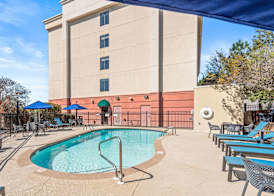 Hampton Inn Columbus North 3