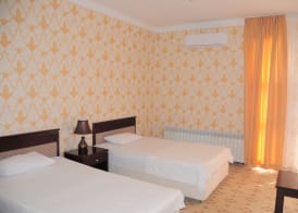 Kabir Hotel 4