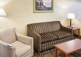 Quality Inn & Suites Niles 4