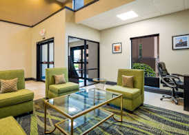 Quality Inn & Suites Sellersburg - Louisville Area 4
