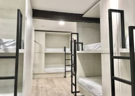 Quartier Leon Hostel Jabalquinto 5