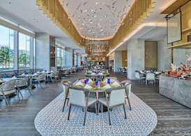 DoubleTree by Hilton Shenzhen Airport 3