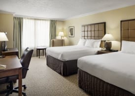 Crowne Plaza LOUISVILLE AIRPORT EXPO CTR by IHG 5