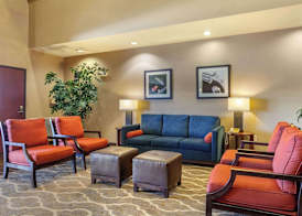 Comfort Suites Glendale - State Farm Stadium Area 3