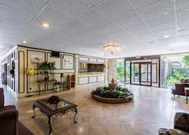 Eco Inn Suites by Hotel O Baytown 4