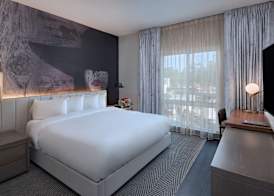 Hyatt Centric The Woodlands 5