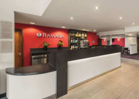 Ramada by Wyndham Cambridge 3