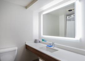 Holiday Inn Express & Suites LOUISVILLE EAST by IHG 4