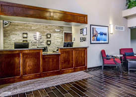 Comfort Inn & Suites Grafton-Cedarburg 3