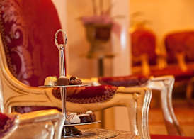 Pension Opera Suites I Self Check In I AC in all rooms 4