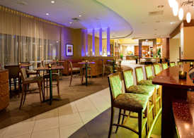 Sonesta Milwaukee West Wauwatosa 4