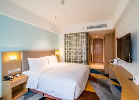 Holiday Inn Express Chengdu Xindu by IHG 2
