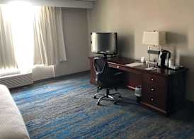 Ramada by Wyndham Cleveland Independence 2