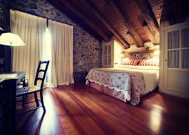 Hotel Antsotegi 5