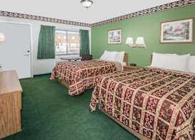 Knights Inn Ottawa 3
