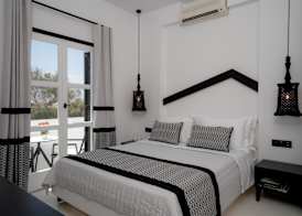 Divelia Hotel 5