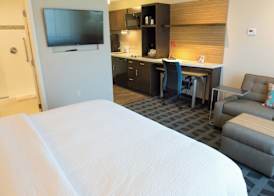 TownePlace Suites by Marriott Battle Creek 4