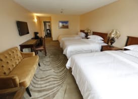 Fullerton Manor Inn 3