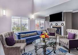 Baymont by Wyndham Gurnee 3