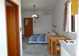 Popi Hotel Apartments 3