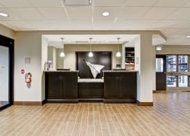 Best Western London Airport Inn & Suites 5