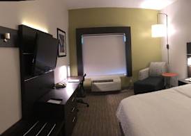 Holiday Inn Express & Suites DECATUR by IHG 4