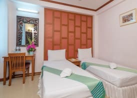 New Siam III Guest House 4