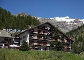 La Trinitè Monboso Hotel 5