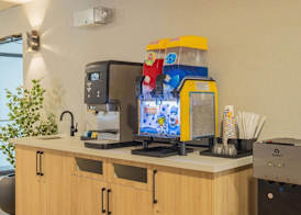 Days Inn & Suites by Wyndham West Edmonton 2