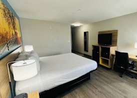 Days Inn by Wyndham Shawnee 5