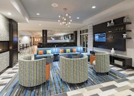 Holiday Inn INDIANAPOLIS AIRPORT by IHG 2