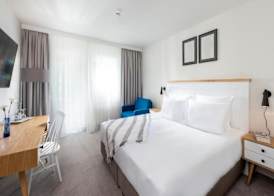 Sunday Resort Marina Standard Double Room 5