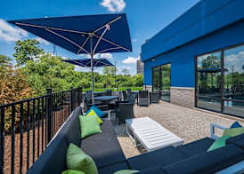 Hampton Inn by Hilton Detroit Southfield 2