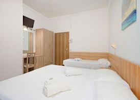 Hotel Blue Ribbon 5