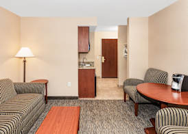 Holiday Inn Express & Suites HAMPTON SOUTH-SEABROOK by IHG 3