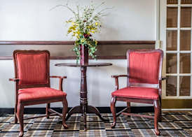 Quality Inn & Suites Dixon near I-88 4
