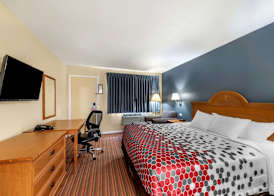 ECONO LODGE 5