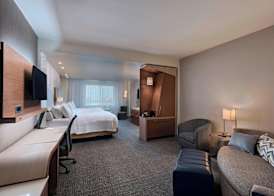 Courtyard by Marriott Houston Sugar Land/Lake Pointe 5