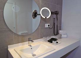 Bilbao City Center by abba Suites 3
