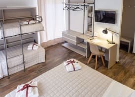 Five Rooms Brolo 2
