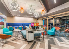 Tru By Hilton Madison West 3