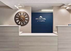 Microtel Inn & Suites by Wyndham Florence/Cincinnati Airport 2