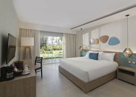 Wyndham Alltra Samana All Inclusive Resort 5