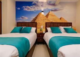 Diamonds Pyramids View INN 4