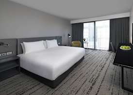 Courtyard by Marriott Brisbane South Bank 5